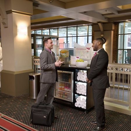 Crowne Plaza Indianapolis-Dwtn-Union Stn By Ihg Hotel Eksteriør billede