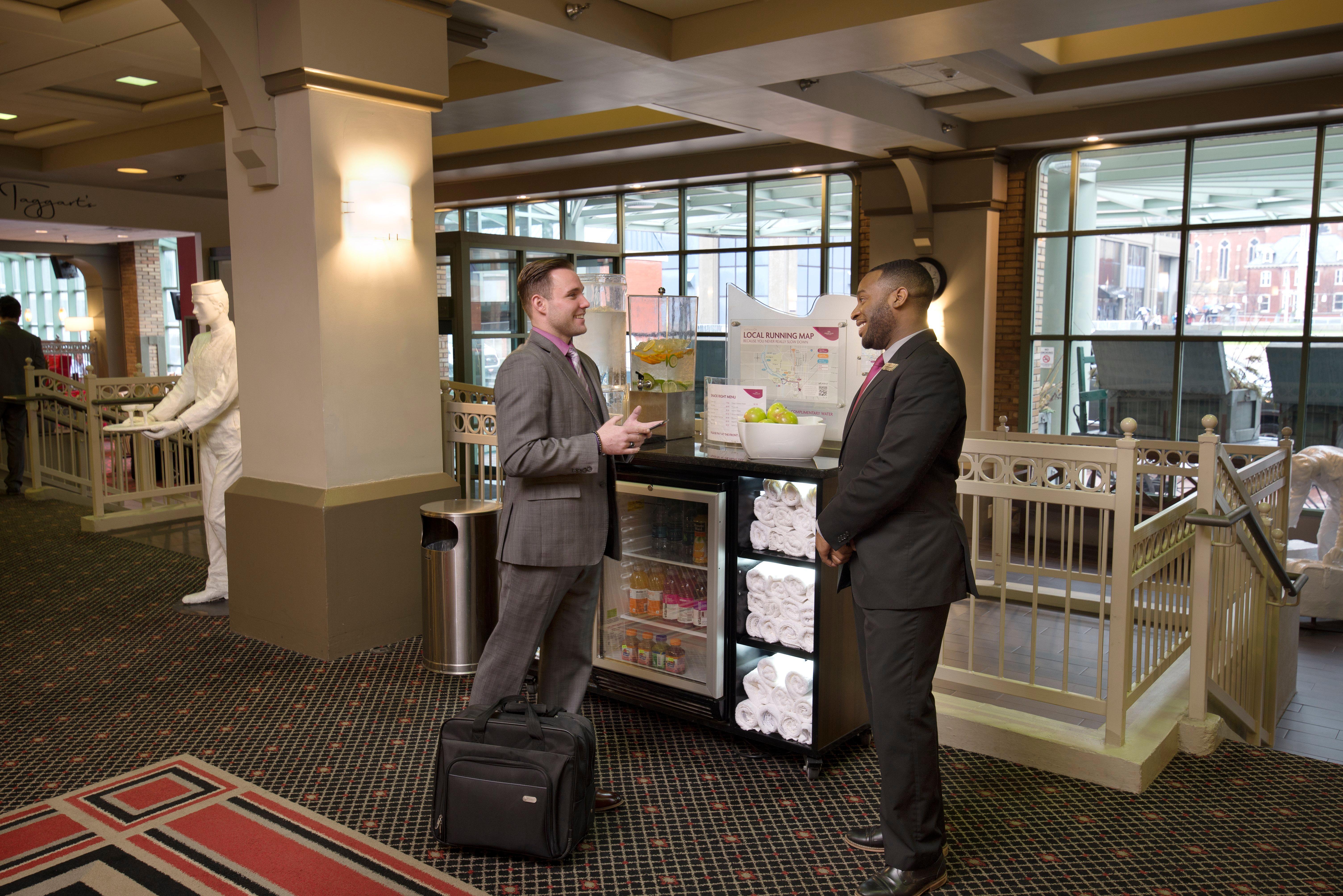 Crowne Plaza Indianapolis-Dwtn-Union Stn By Ihg Hotel Eksteriør billede